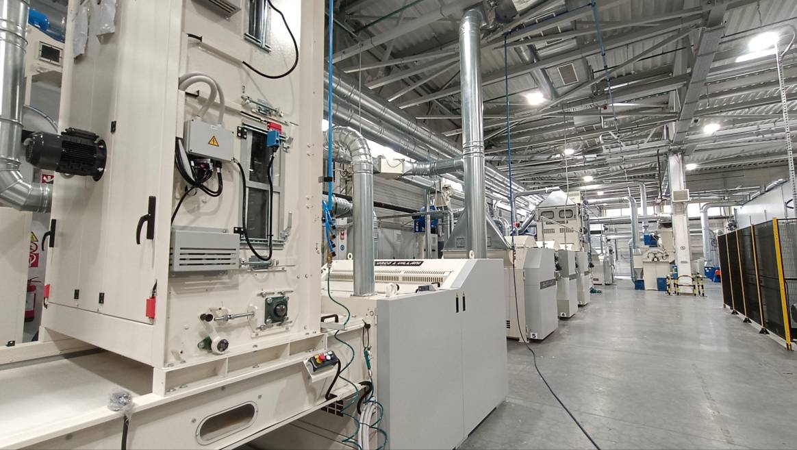 The recycling facility - not so quiet here but fully automated. The recycling facility - not so quiet here but fully automated.