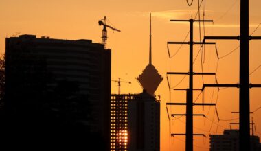 Political infighting as Iran navigates sanctions, lingering threat of war | Israel-Iran conflict News