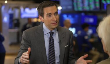 Andrew Ross Sorkin on worrying similarities between Wall Street today and 1929's pre-crash market