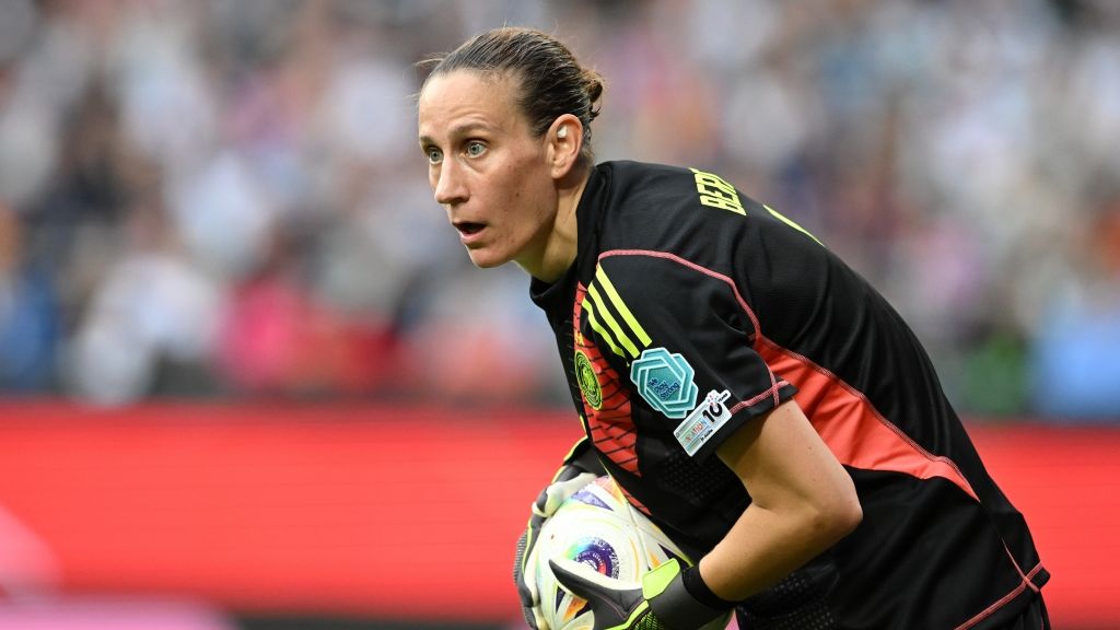 Ann-Katrin Berger, Position: Tor (Foto)