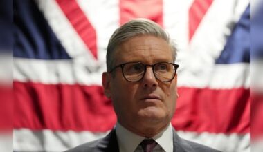 UK scraps automatic settlement rights for asylum seekers