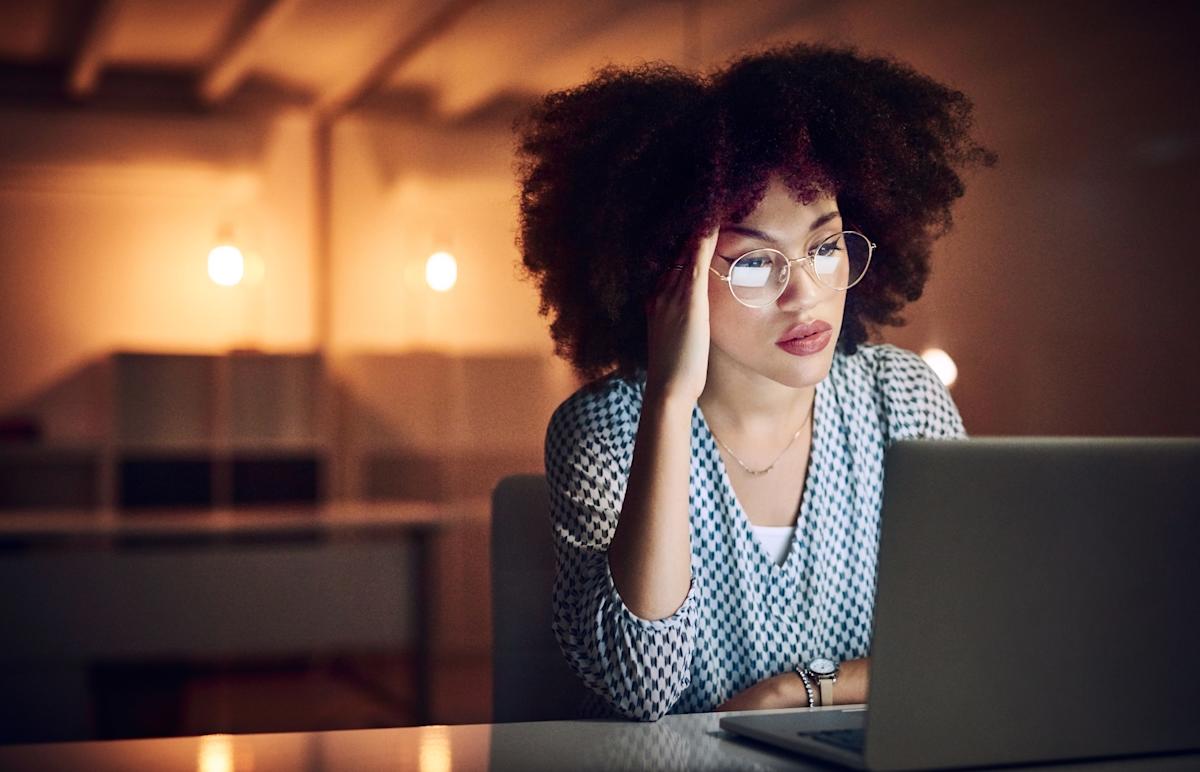 Consumer confidence continues to weaken as Americans see higher inflation, fewer jobs ahead