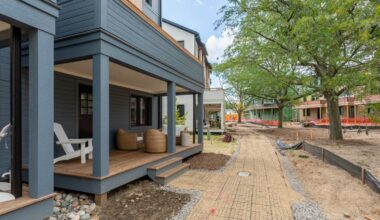 This Innovative New Community Fortifies The Local Electric Grid