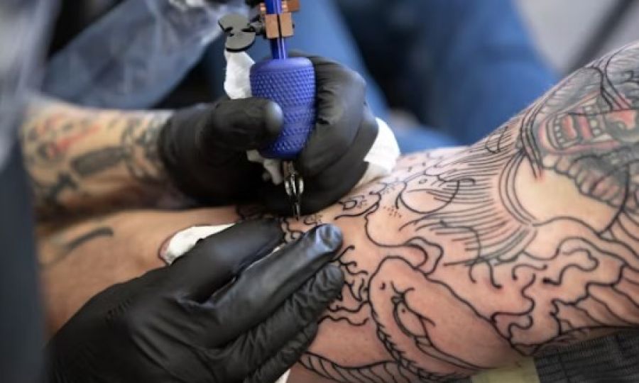 Tattoo artists stuck in legal limbo as Cyprus struggles to regulate studios, KNEWS