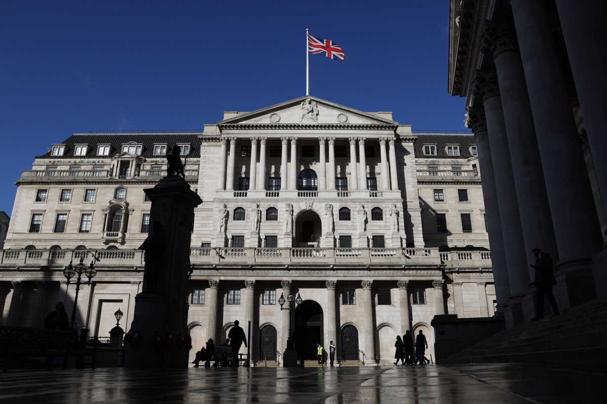 Bank of England Eyes AI Data Center Boom as New Speculative Frontier