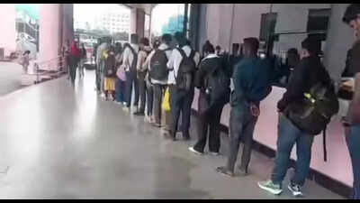 Bengaluru’s entry points choke as migrant population returns from holidays