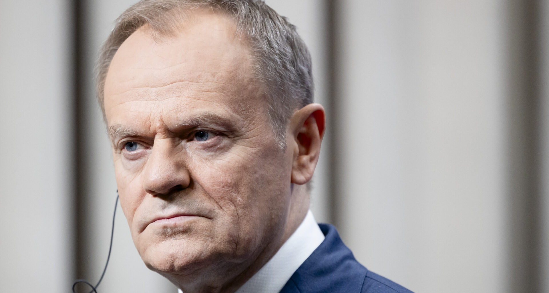 Lenkijos premjeras priėmė Ingos Ruginienės kvietimą atvykti į Lietuvą, stebės futbolo rungtynes