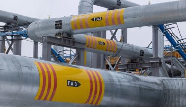 European Parliament Seeks Faster Phaseout of Russia Oil, Gas