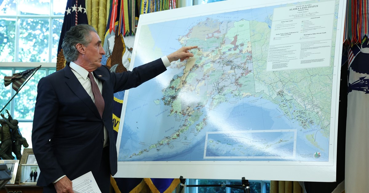 Interior’s Burgum Floats Shipping Gas From Alaska North
