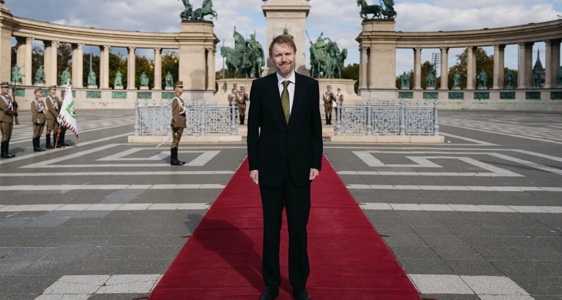 Justin McKenzie Smith Is the New Ambassador of the United Kingdom to Hungary