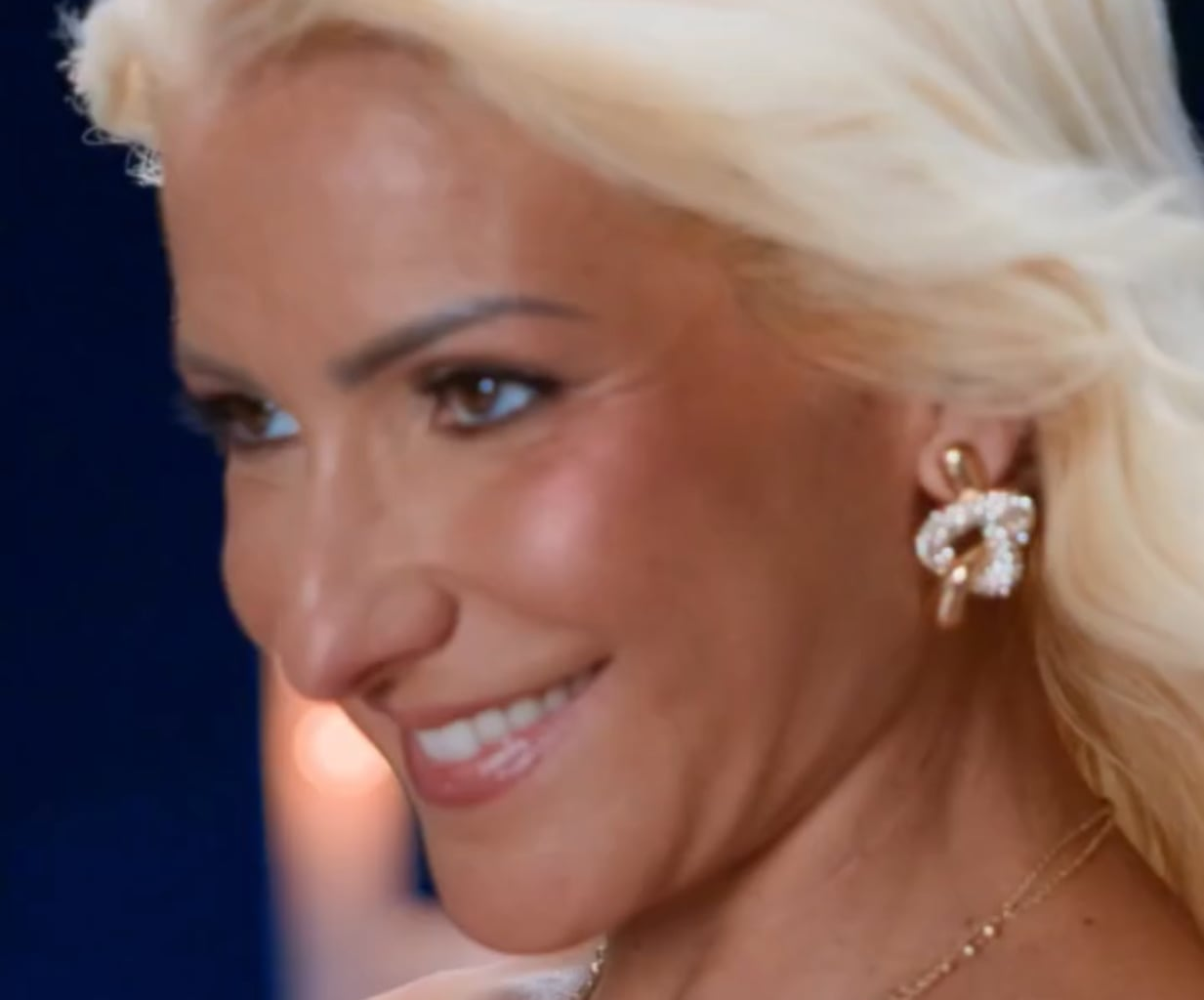 Pierre dropping facts