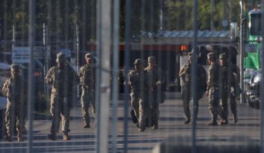 Live updates: Trump calls off ‘surge’ to San Francisco as legal battles over Guard continue across the US