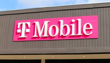 T-Mobile Raises Outlook, So Why Is Wall Street Selling?