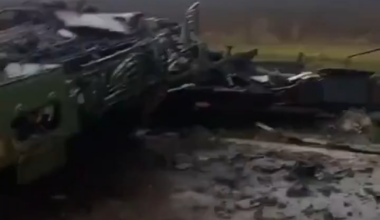 Another road of russian scrap metal.