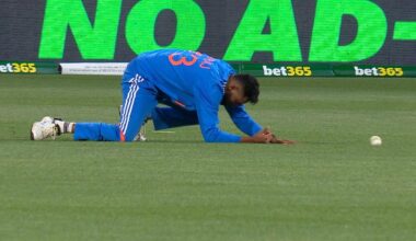 Australia vs India second ODI live blog and updates, scorecard, one day match, Virat Kohli second duck, teams, latest news