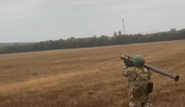 Ukrainian soldier using a Stinger MANPADS against a Russian Geran-2/Shahed drone this morning [October 4th] in the western portion of the country