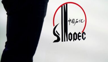 Sinopec diverts supertanker from US-sanctioned port, ship tracking data shows
