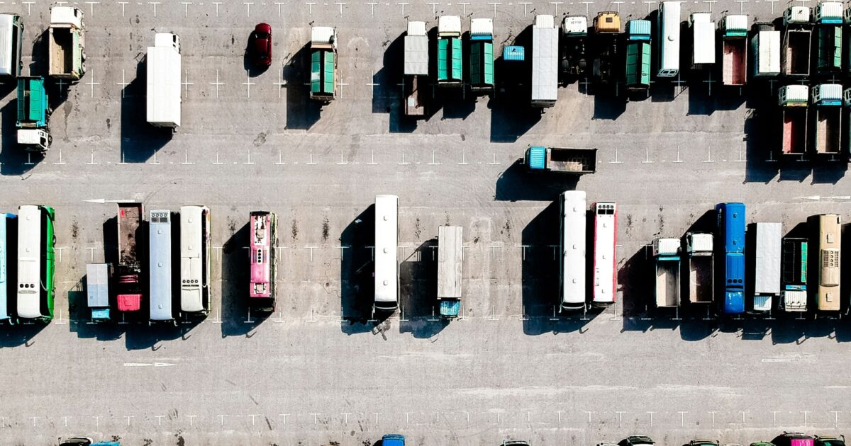 Truckmakers lobby European Commission to weaken their emissions…