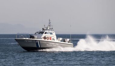 Search operation launched after 24 migrants found on Samos