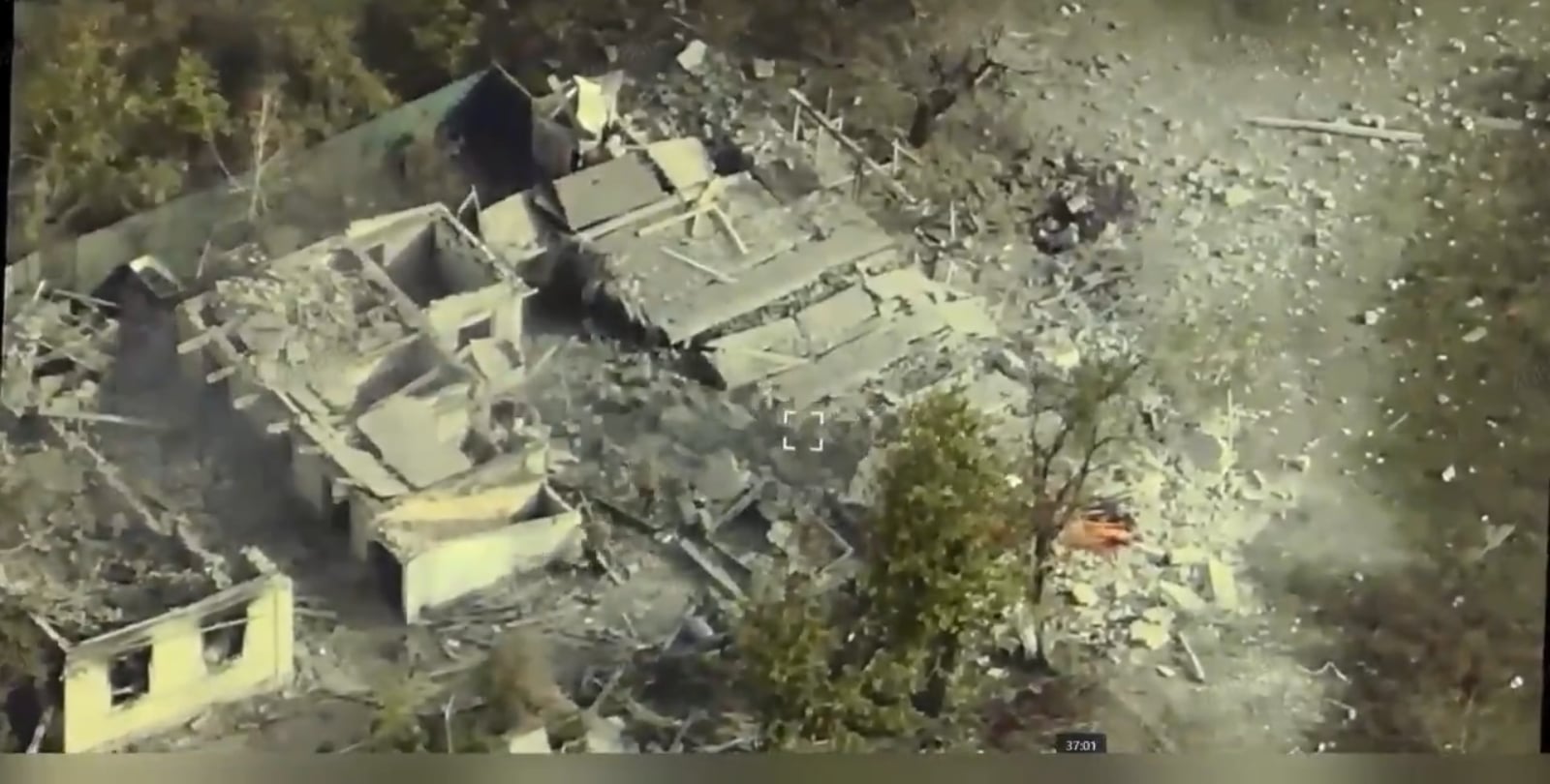 Ukrainian 154th Mechanized Brigade called in HIMARS and areal bombs on Russian position in the Novopavlivka direction. Reportedly 30 enemies WIA/KIA. Published 19.10.2025