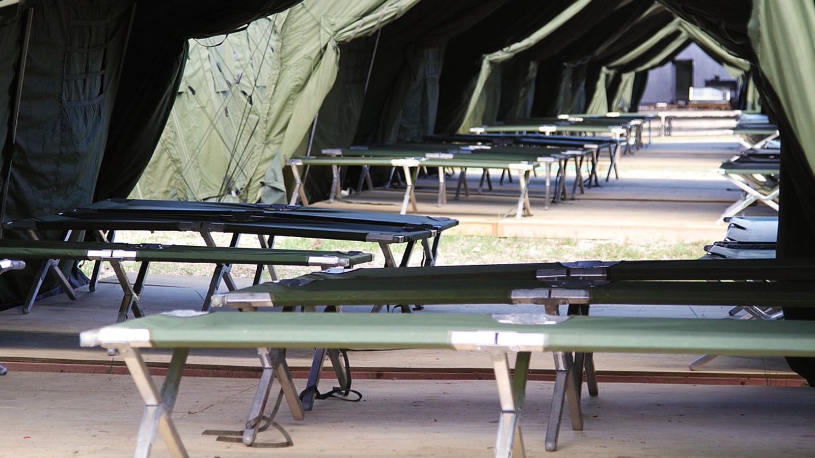 Australian government extends use of Nauru as a refugee prison