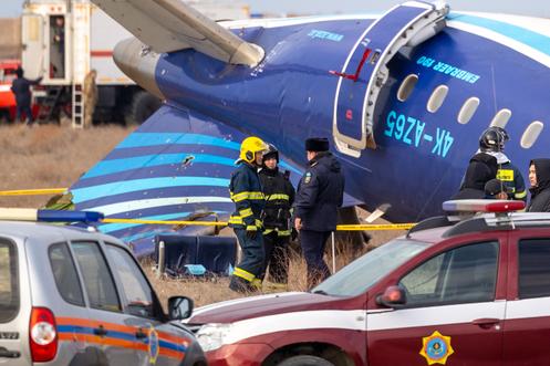 Une photo de la dérive de l’Embraer 190 de l’Azerbaijan Airline montrant des impacts de shrapnel.