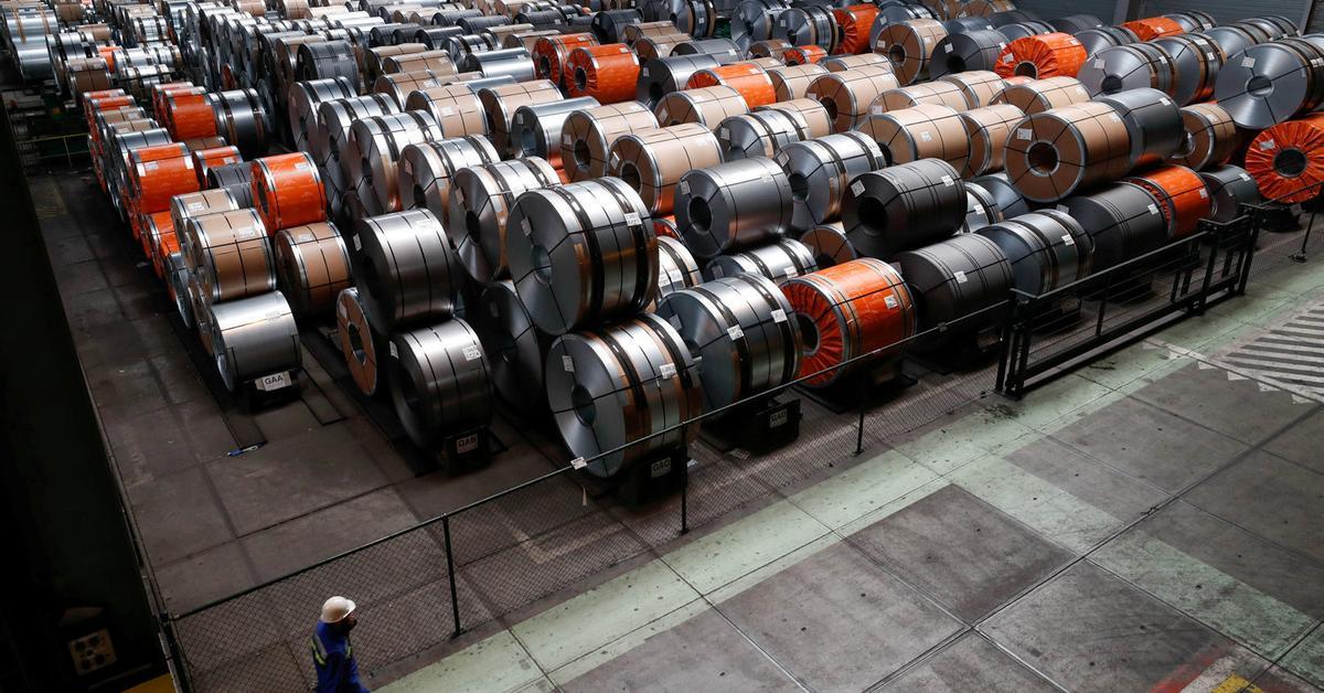 The EU wants to double steel tariffs due to Trump and protect itself from China.