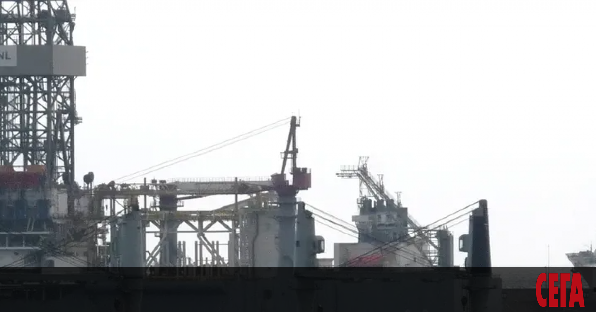 Мистерията около труповете в кораб в Бургас се задълбочава