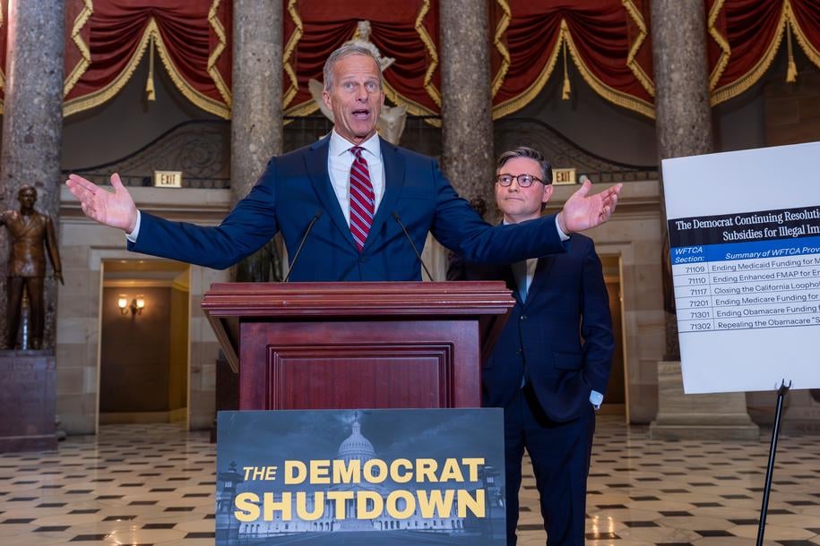 Republicans are screwing up the shutdown, while Democrats are winning