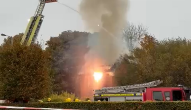 Anyone know what the deal was with the wee (ex) house at B&Q in Newtownabbey?