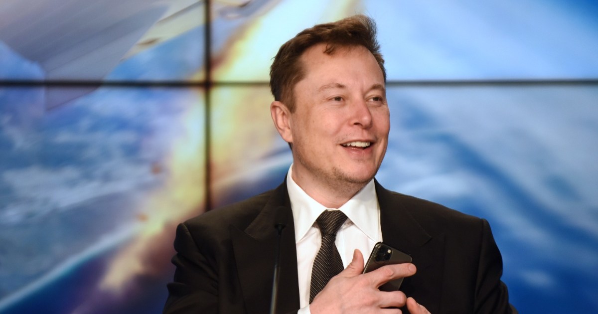 Elon Musk’s SpaceX Rockets Set To Get Major Updates That’ll Take Humans to Moon