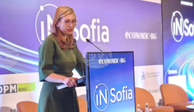 EU Commissioner for Innovation Says AI Poses both Challenges and Opportunities for Europe