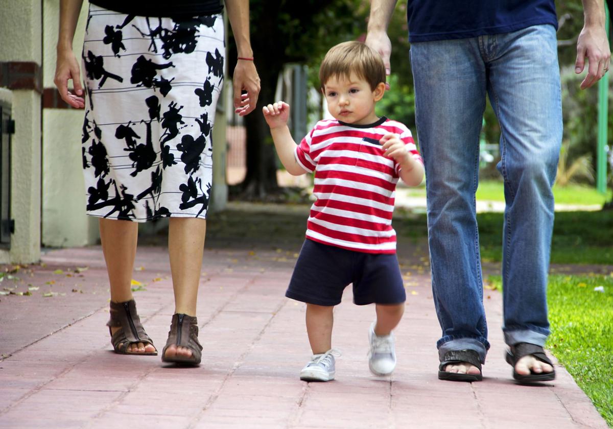 ¿Cuánto cuesta tener un hijo en España?