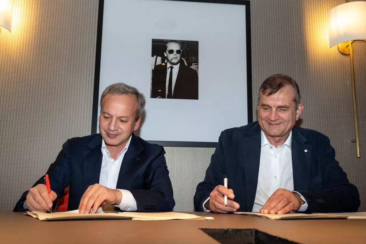 FIDE President Arkady Dvorkovich and CEO of Norway Chess Total Chess World Championship Kjell Madland.  FIDE Norway Chess