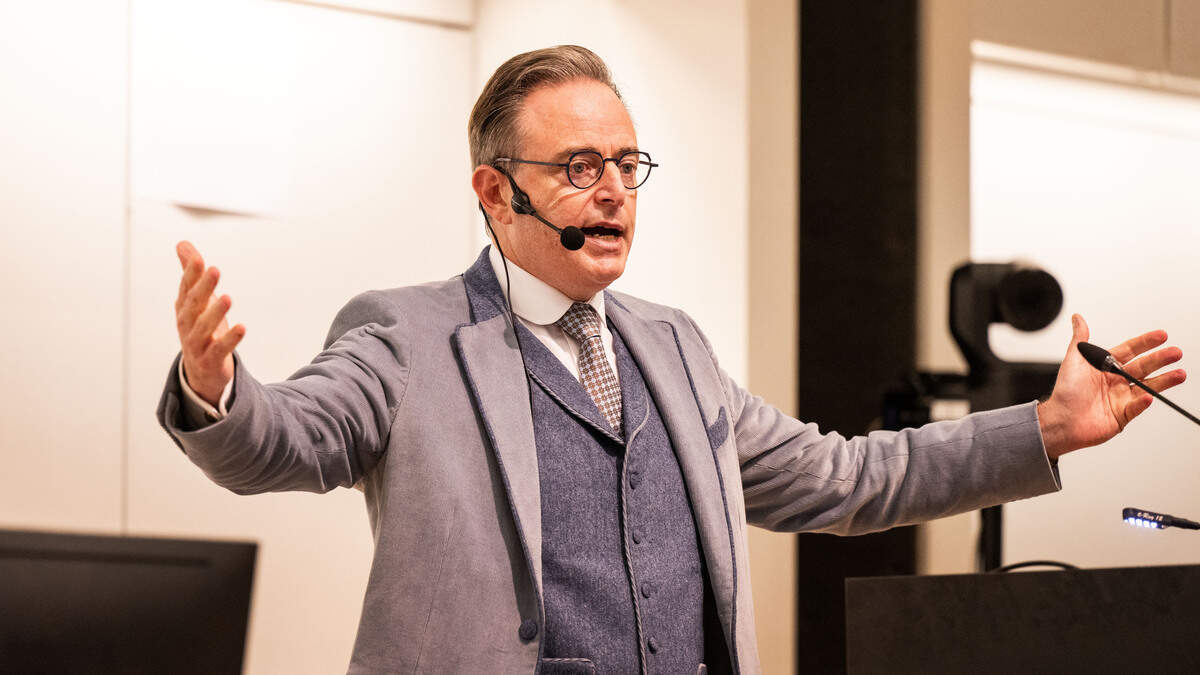 Live politiek | Brussels overleg afgelopen, Sven Gatz (Open VLD) werkt voorstel uit voor begrotingsingrepen