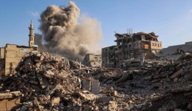 Al na één week wankelt het staakt-het-vuren na Hamas-aanval en Israëlische bombardementen - De Standaard