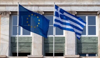 Greece urged to drop delayed projects from EU recovery fund