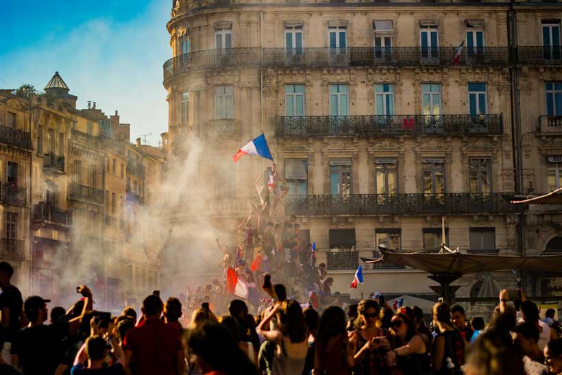 France’s Political Turmoil Weighs on Growth, Warns Central Bank Chief