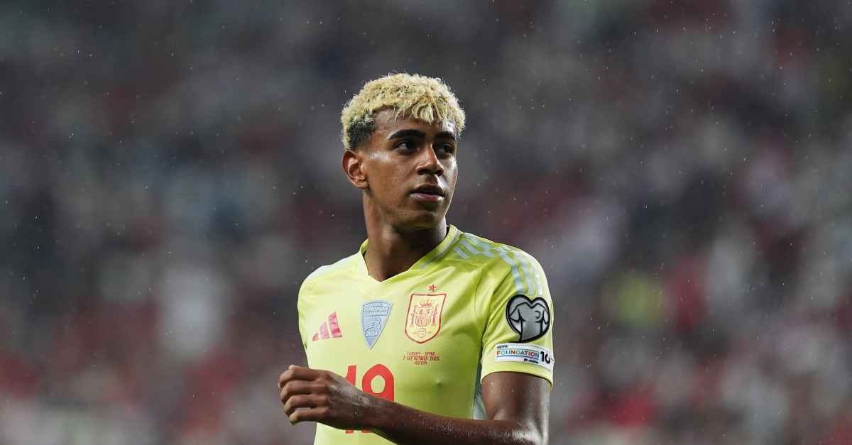 Barcelona chief Deco reveals talks with Spain about Lamine Yamal after Hansi Flick anger