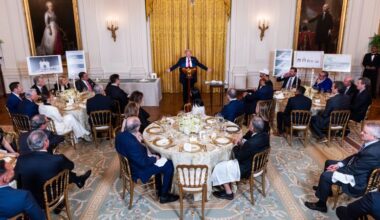 Trump hosts White House dinner for ballroom donors