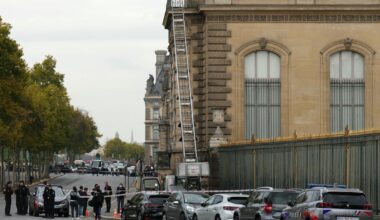 Louvre robbery suspects will be caught, expert predicts, but France's crown jewels likely lost forever
