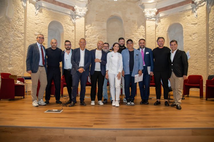 Il gruppo dei relatori de La Puglia del Lusso