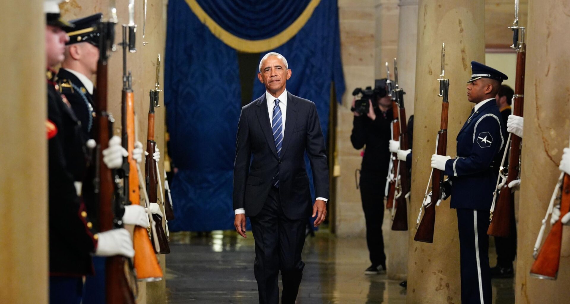 Obama Slams Democrats for Being in 'Fetal Positions' as He Calls for Left to 'Toughen Up' Against Trump