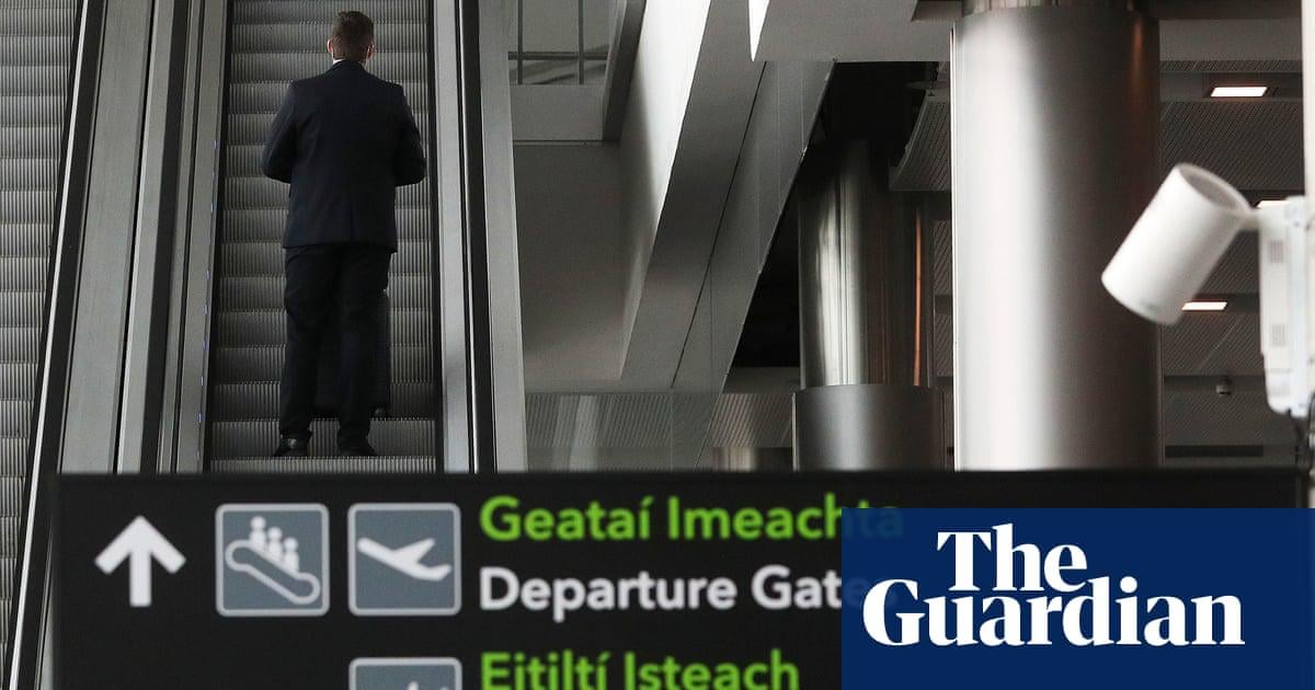 NI parents caught in UK crackdown lose child benefit after travelling via Dublin