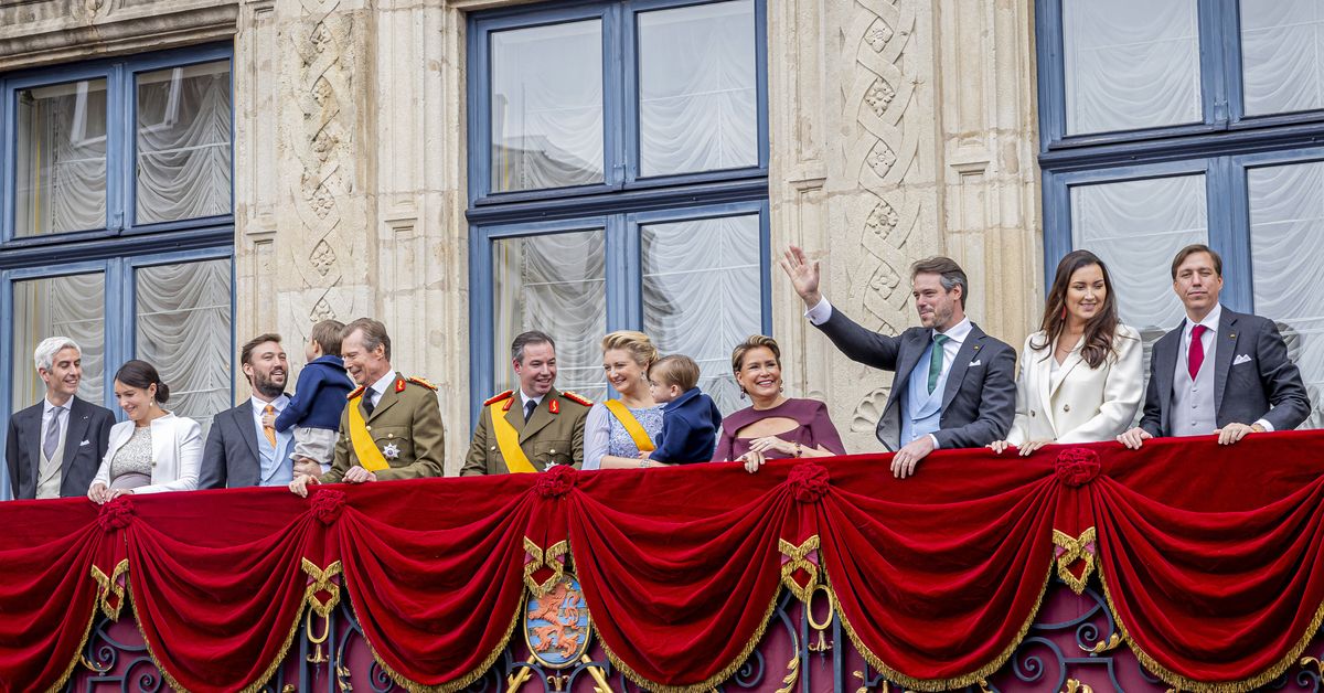 Luxembourg celebrates birth of new royal baby, weeks after historic change of throne | Princess Alexandra of Luxembourg gives birth to a son