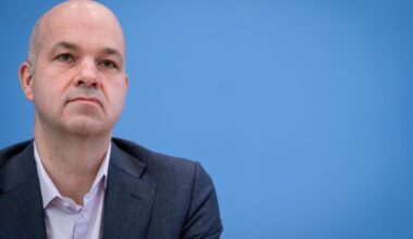 Boomer gehen in Rente: Fratzscher zeichnet düsteres Zukunftsbild