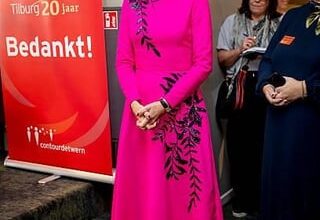 Queen Maxima Wears Oscar de la Renta to Trade Fair Opening In Tilburg