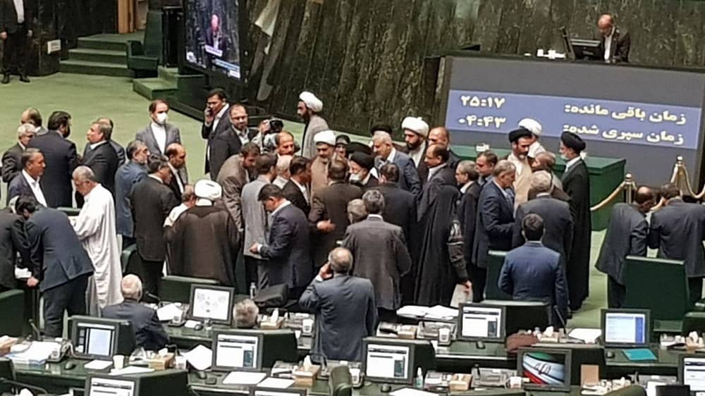 Dispute erupts in Iranian regime