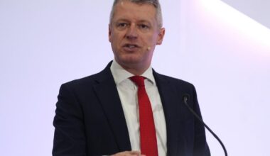 Labour minister blasted over 'crass' claim that 'Scottish independence would be win for Putin'