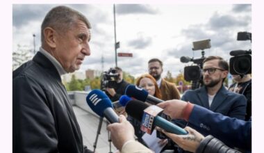 Bude 346 miliard schodek? ANO BUDE LÍP 💐